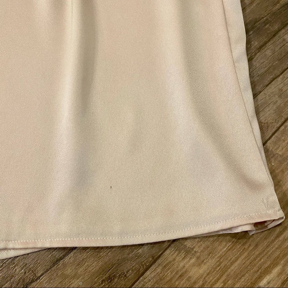 SOLD 💕NWT Express Button Front Light Pink Satin Barcelona Cami - Picture 12 of 14
